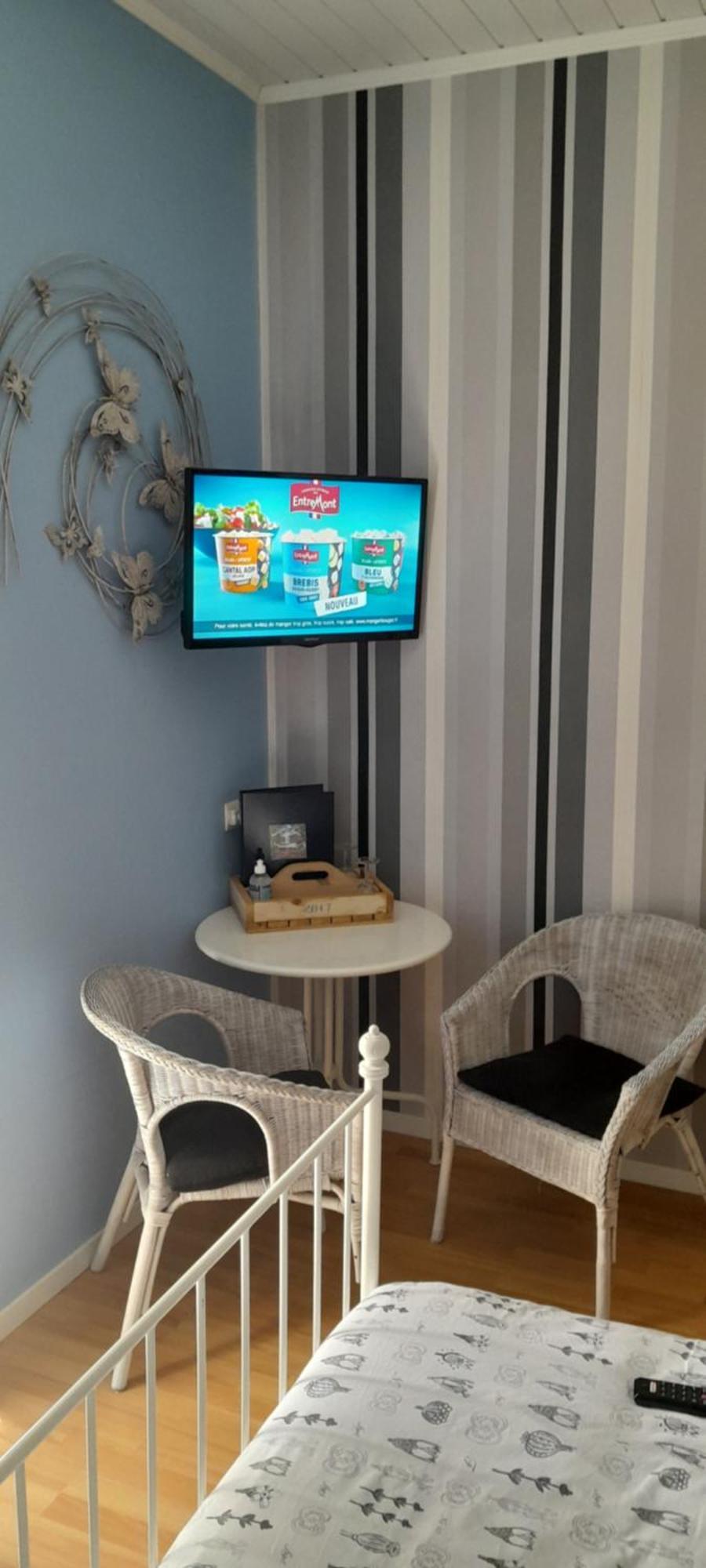 Sur La Bonnefooi Bed & Breakfast Prades-sur-Vernazobre Dış mekan fotoğraf